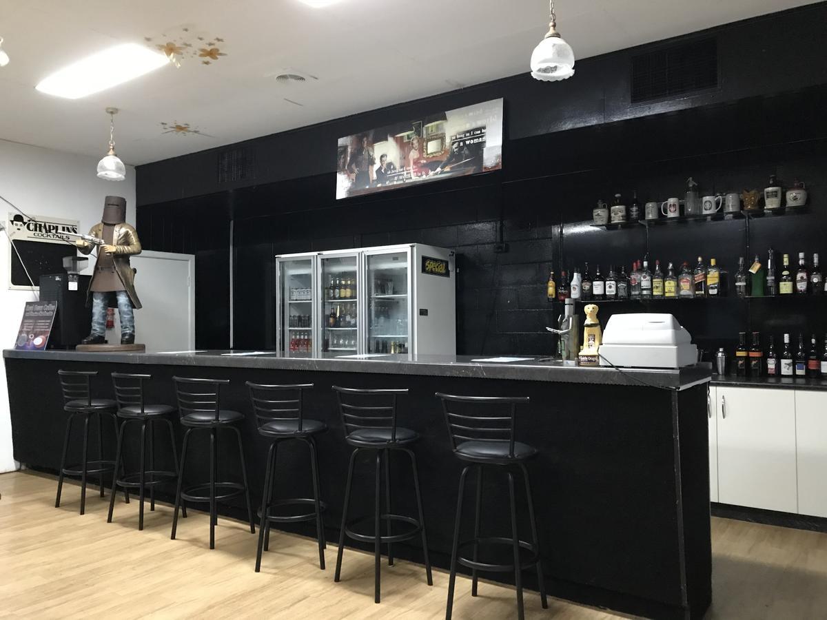 Tropical City Motor Inn Ayr Extérieur photo