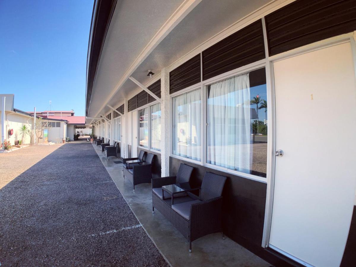 Tropical City Motor Inn Ayr Extérieur photo